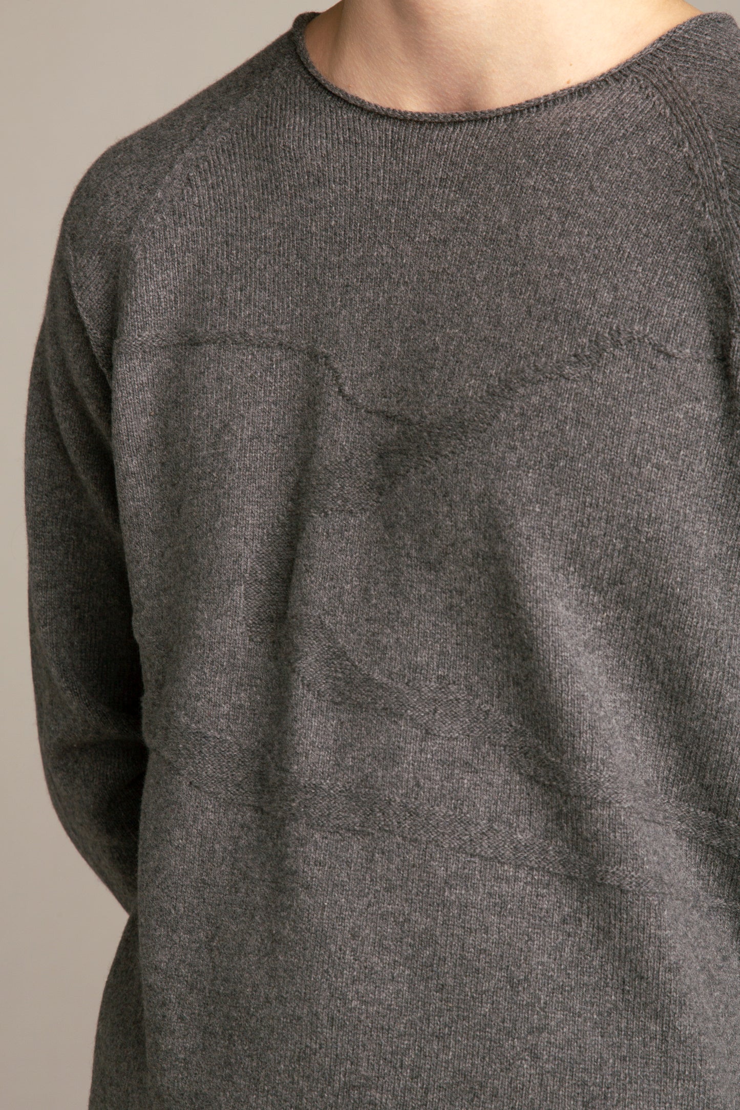 Seamless sweater from recycled wool | Grey