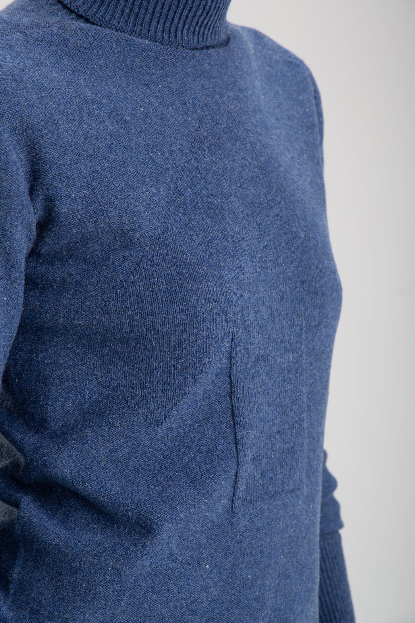 Women's seamless turtleneck sweater | Dark blue