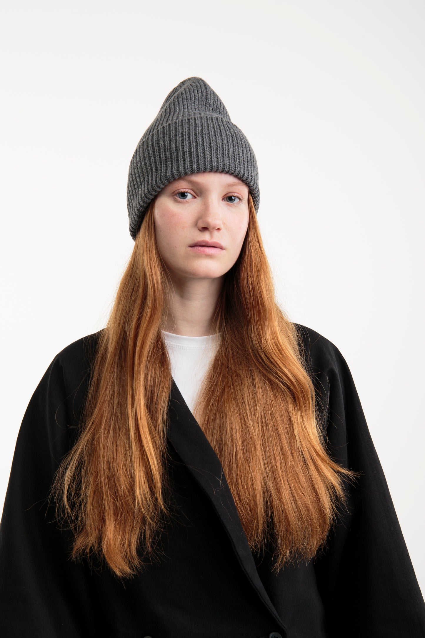Seamless Unisex Hat from recycled wool | Grey