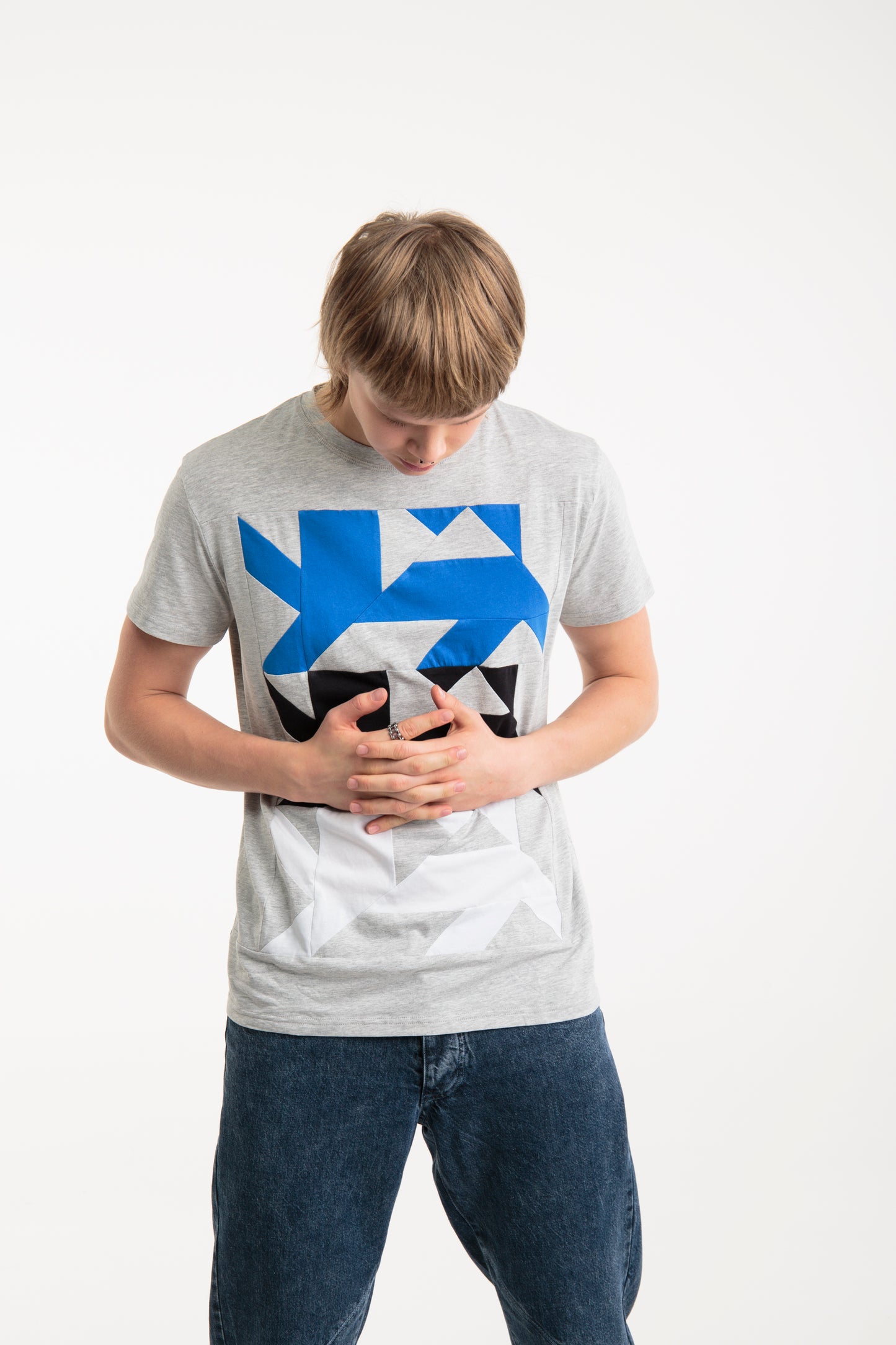 AUS/KARU lion up-shirt for men | Grey, tricolor