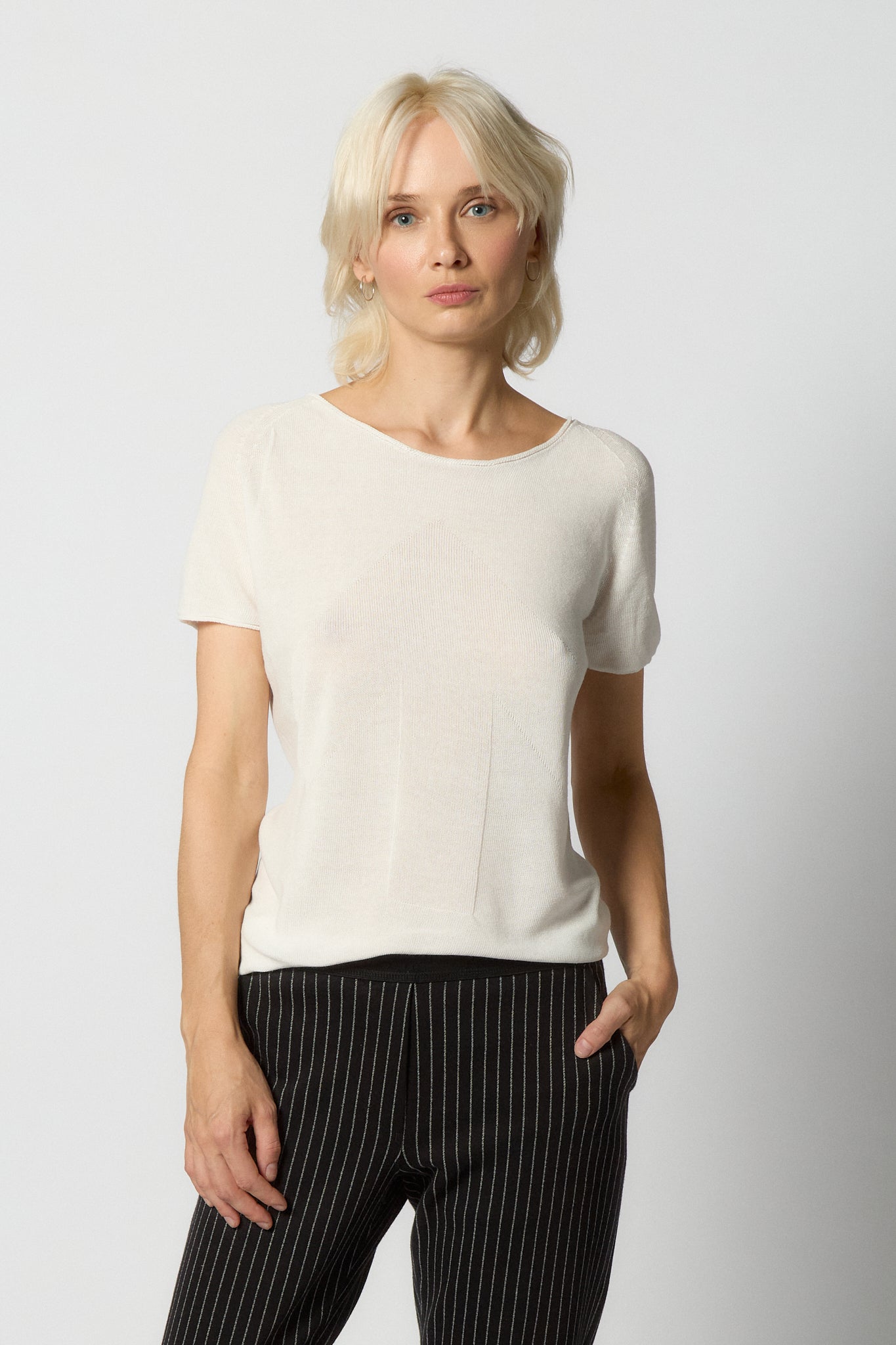 Seamless Knitted T-shirt for Women | White