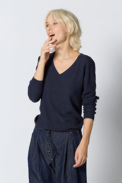 Seamless Knitted V-neck Sweater for Women | Dark blue