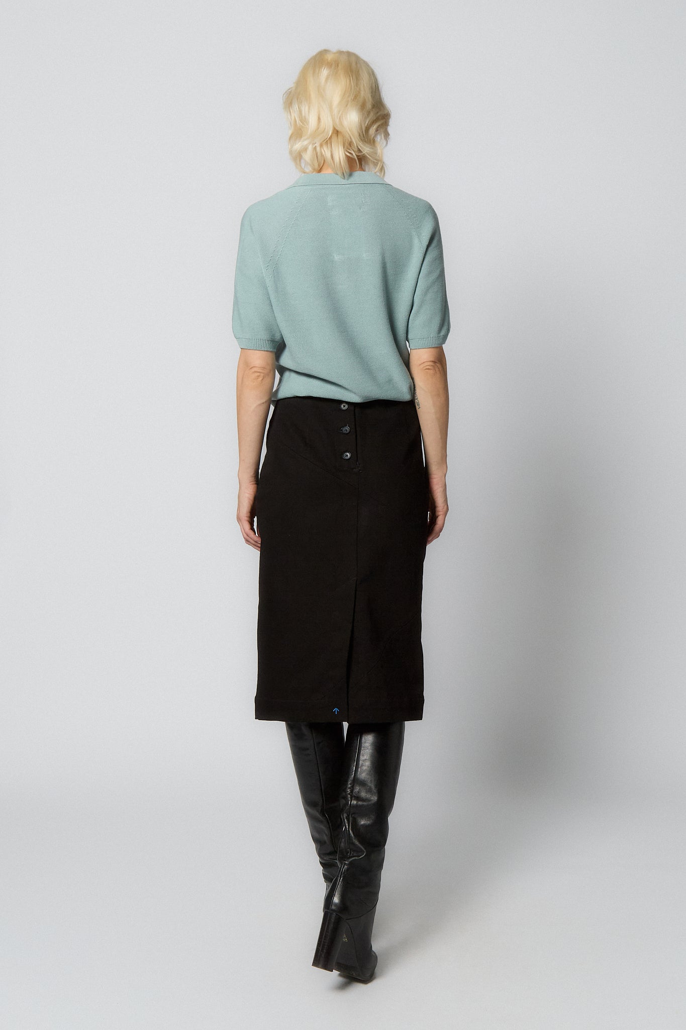 Seamless Knitted Polo Shirt for Women | Light blue